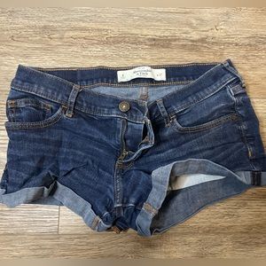 Abercrombie short shorts